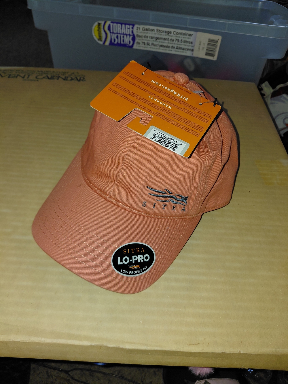 Lo-Pro Men's Low-Profile Cap in Rust